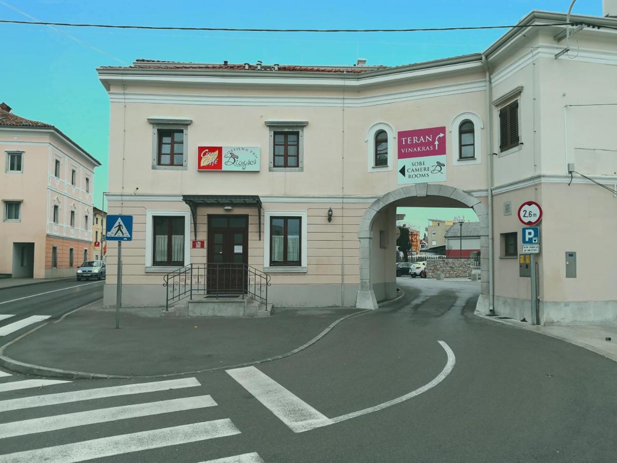 Gostilna Pri Dragici, Gostilna S Prenocisci, D.O.O. Hotell Sežana Eksteriør bilde