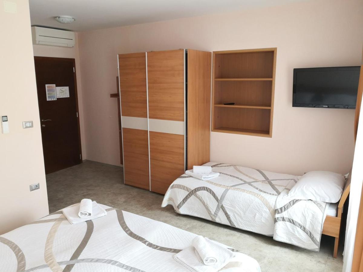 Gostilna Pri Dragici, Gostilna S Prenocisci, D.O.O. Hotell Sežana Eksteriør bilde