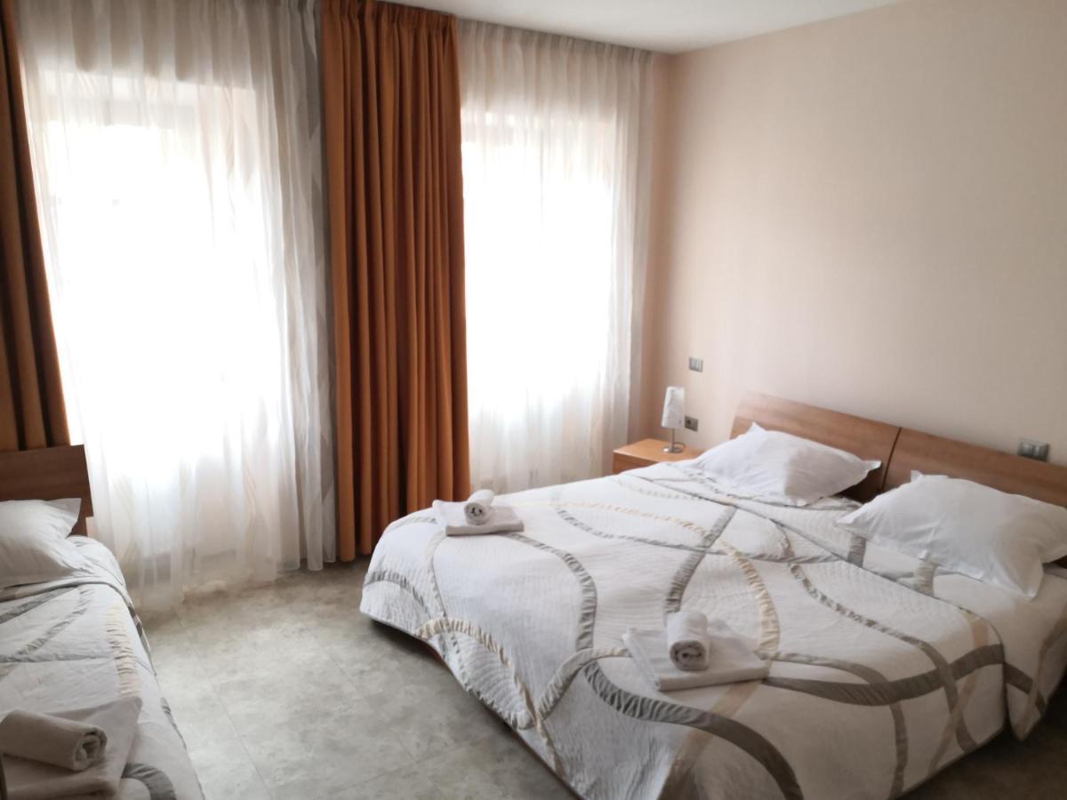 Gostilna Pri Dragici, Gostilna S Prenocisci, D.O.O. Hotell Sežana Eksteriør bilde