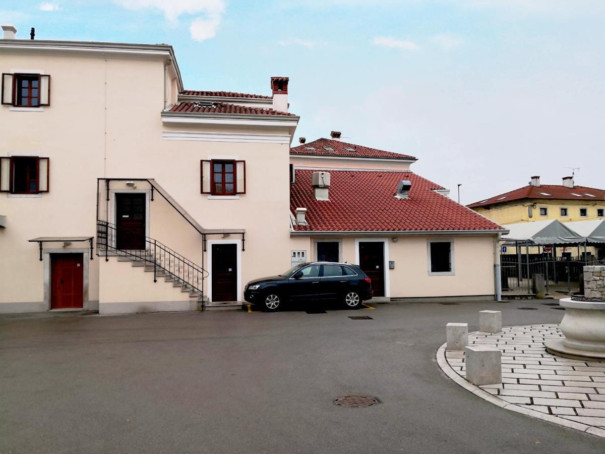 Gostilna Pri Dragici, Gostilna S Prenocisci, D.O.O. Hotell Sežana Eksteriør bilde